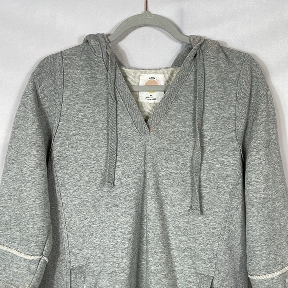 Anthropologie Daily Practice Dress Size XS Gray Hooded EUC - Picture 4 of 11